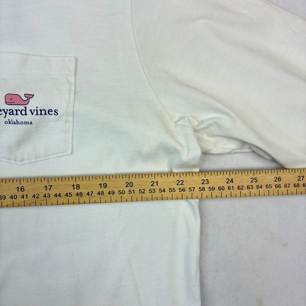 Vineyard Vines T-Shirt Mens Large White Oklahoma Whale Long Sleeve Pocket Tee